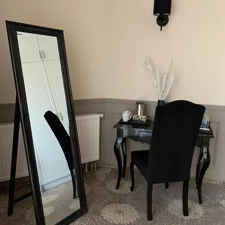 Hotel Rozdroze Nieborów Esterno foto